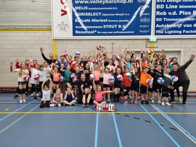 3e3dac5ef4d7dfc4358d9e87fa135d72_w654_h800 image CMV heeft meer dan 50 leden!